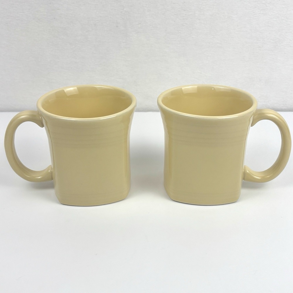 Fiesta Ware HLC USA Pale Butter Yellow Square Coffee Mugs Set of 2 Loop Handle